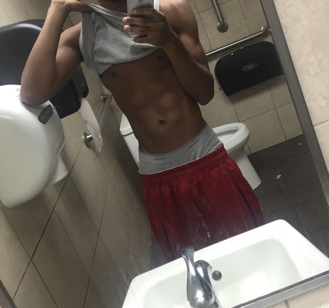 Real Hot Boy | Bi Male Escort in Orlando | MintBoys