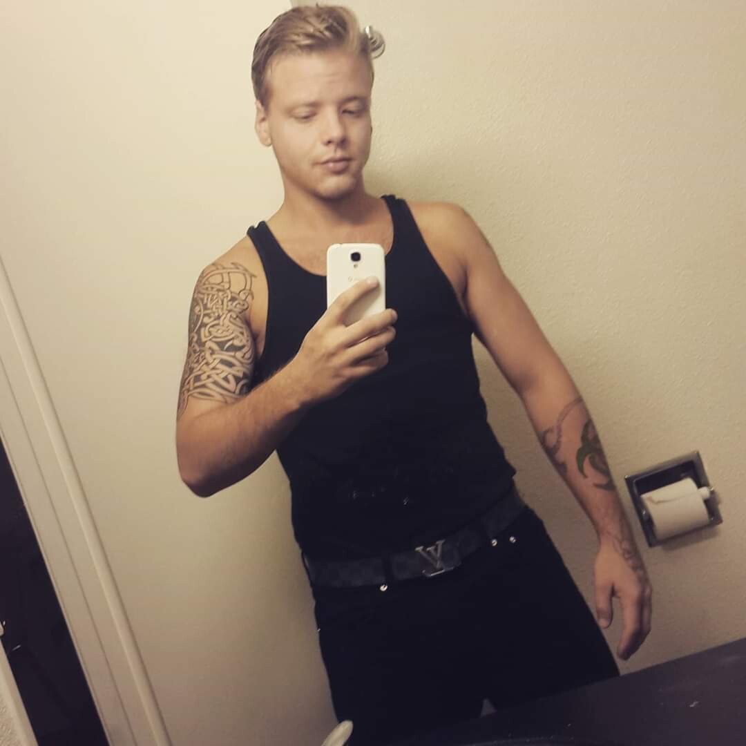 Fun 27 year old available | Bi Male Escort in Sacramento | MintBoys