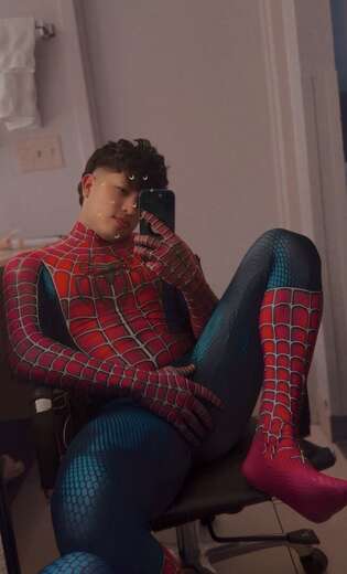 hot latin boy - Alternate Photo