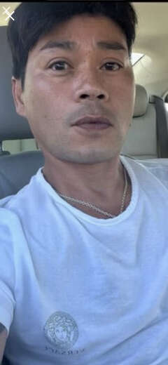 PLEASE READ MY PROFILE - Alternate Photo