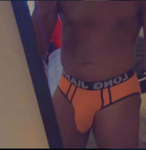 talll masc & PRIVATE - Alternate Photo