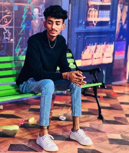 Young and sexy Twink - Alternate Photo