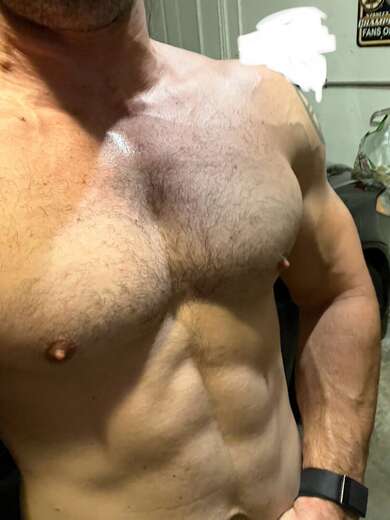 Muscular Handsome Singer Trainer - Alternate Photo