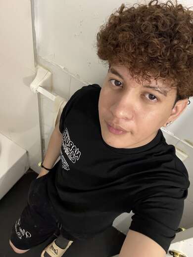 Leo, a good boy, cute, kind, and affection - Alternate Photo