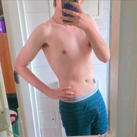 Cute Chicago Teen Twink - Bi Male Escort in Chicago - Main Photo