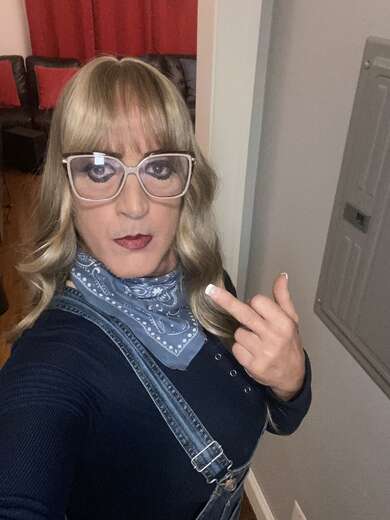 Hit me up - Alternate Photo