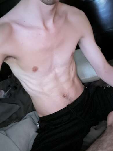 hot young stud - Bi Male Escort in Chicago - Main Photo