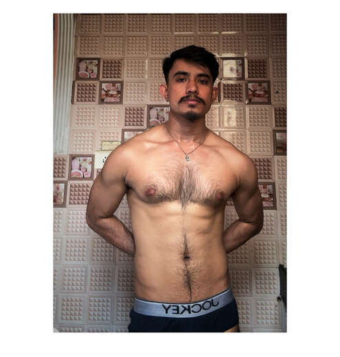 Passionate, high stamina - Alternate Photo