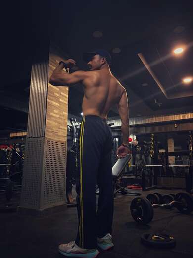 Passionate, high stamina - Alternate Photo