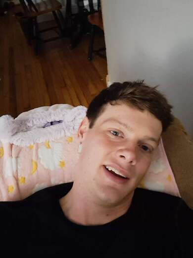 Smooth 29yo Bi Twink - Alternate Photo
