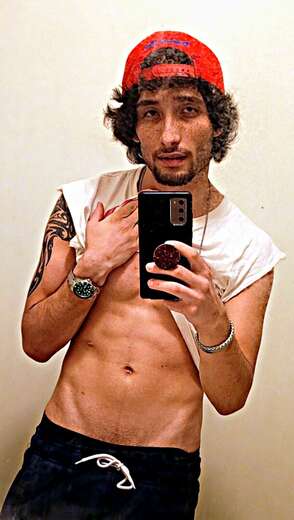 Adventurous, Fun, Handsome, & Passionate. - Straight Male Escort in Live-in Boyfriends - Main Photo