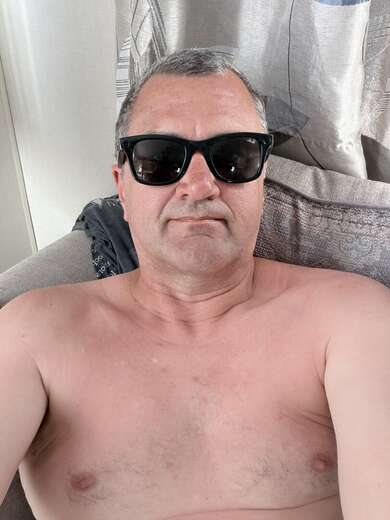 Dad bod for your desire - Alternate Photo