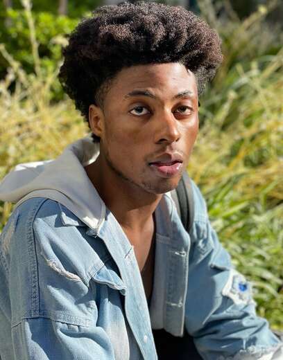 🇯🇲🤴🏽 Jamaican Prince 🤴🏽🇯🇲 - Alternate Photo