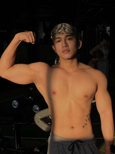 Young muscular from mandaluyong - Bi Male Escort in Manila - Main Photo