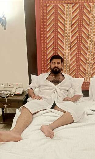 DOMINANT HAIRY MASTER FOR YOU! - Alternate Photo