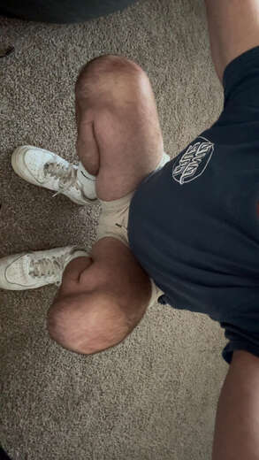 athletic built, pretty open for new things - Alternate Photo