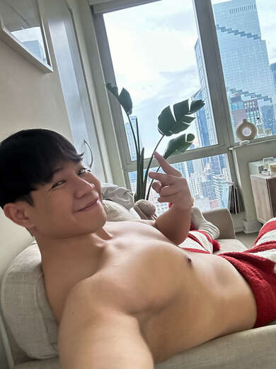 Cute Asian Masseur - Bi Male Escort in New York City - Main Photo
