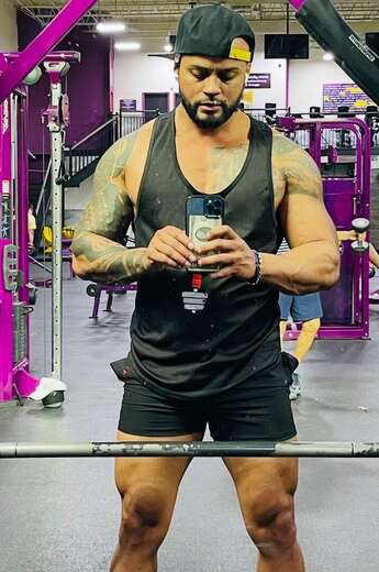 Homen Gostoso - Alternate Photo