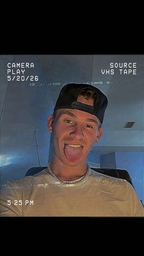 Cute young whiteboi - Alternate Photo