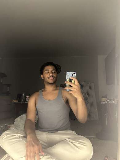 fit, funny, kind, respectful. - Alternate Photo