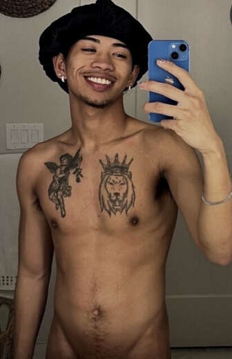 TrophyBoy 🏆 - Alternate Photo