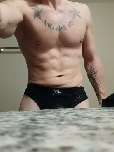 Experienced and a Strong Finisher - Straight Male Escort in Tampa - Main Photo