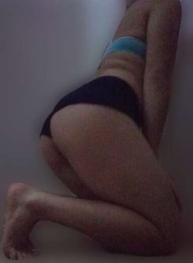 I'm a femboy/male sissy - Alternate Photo