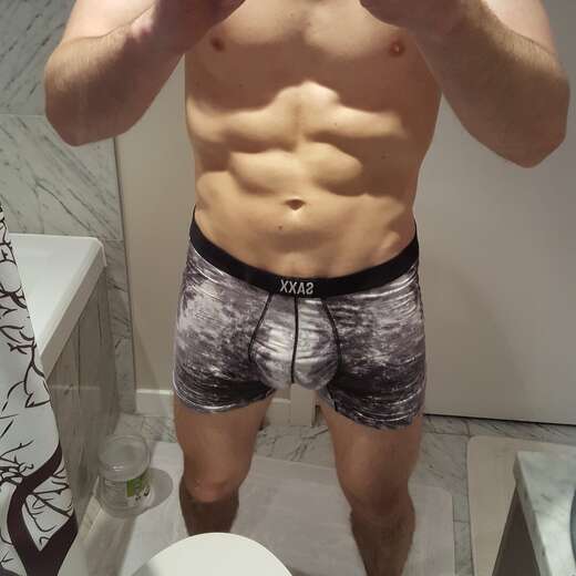 Open minded, easy going, handsome, smart - Alternate Photo