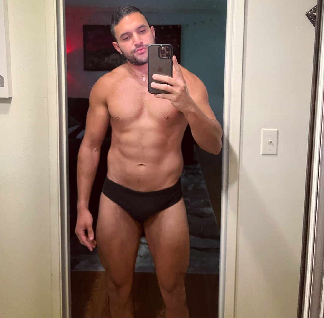 Avail 24/7 | Gay Male Escort in Long Beach | MintBoys