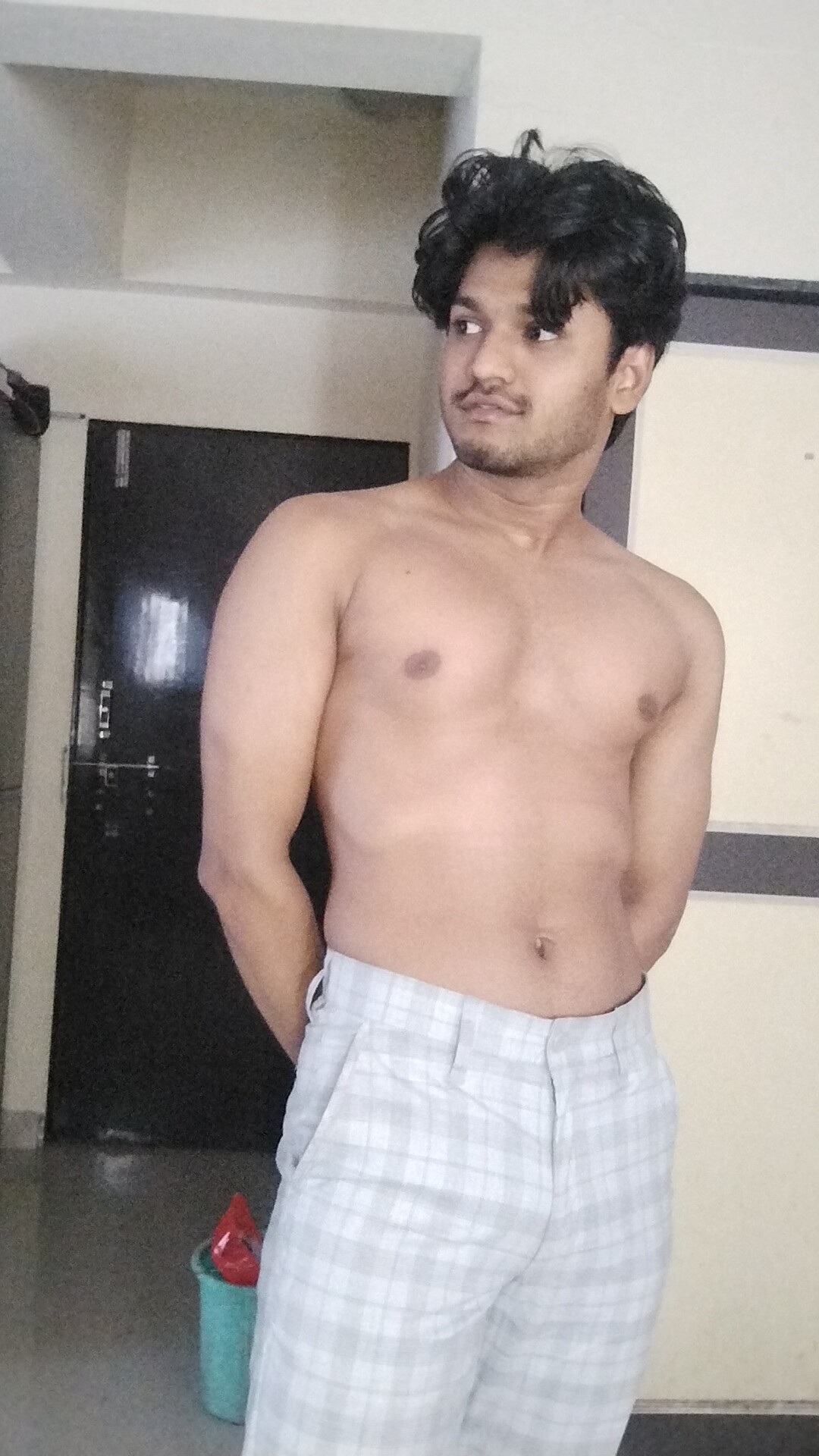 Youronlineboyfriend | Gay Male Escort in Pune | MintBoys