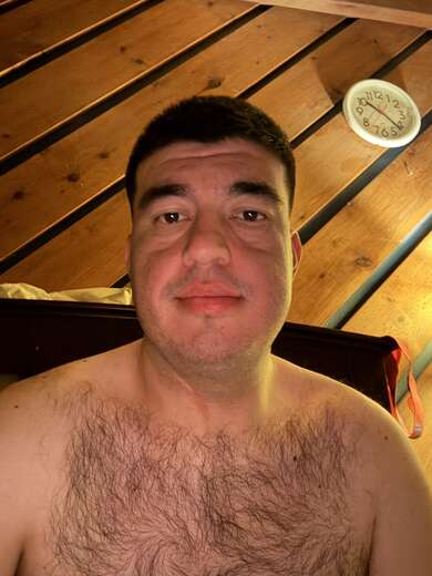 Easy, outgoing, friendly - Alternate Photo