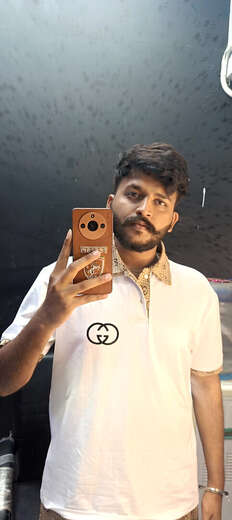 Hi I'm here only - Alternate Photo