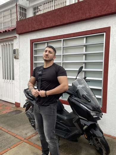 Creativo - Gay Male Escort in Bogota - Main Photo