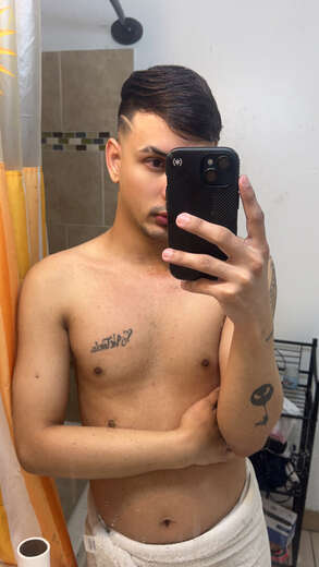 affectionate and kind - Gay Male Escort in Chicago - Main Photo