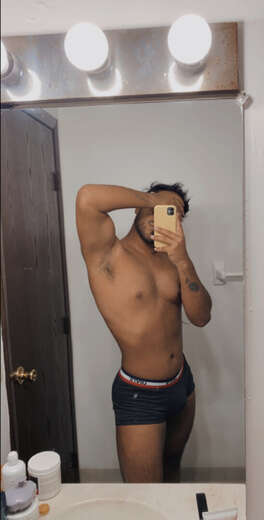 Fun, Athletic, Sweet, Open, Educated - Gay Male Escort in Columbus, OH - Main Photo