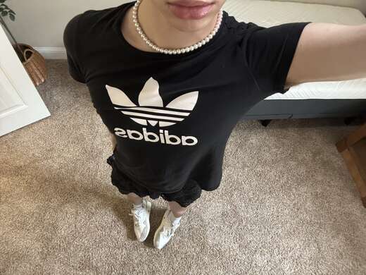 cute, tall, pretty, petite - Alternate Photo