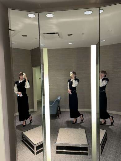 cute, tall, pretty, petite - Alternate Photo