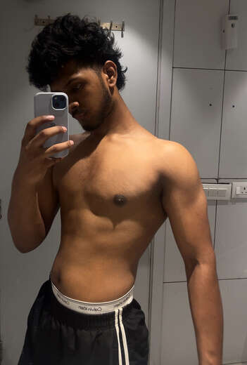 AVAILABLE FOR FUN & MEETS 🥵 - Gay Male Escort in Delhi - Main Photo