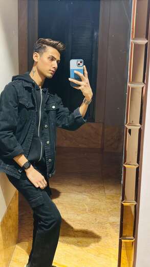 Hii I am kamil nice to see you - Alternate Photo