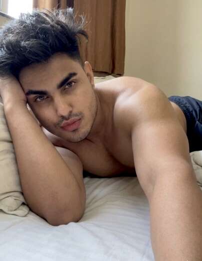 I know I'm the best option - Gay Male Escort in Delhi - Main Photo