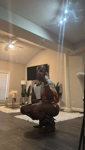 You’ve been thinking about me, haven’t yo? - Alternate Photo