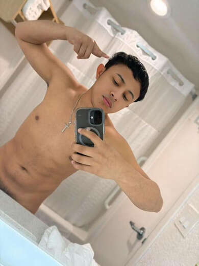 Hola soy un chico de 19 años - Gay Male Escort in Long Island - Main Photo