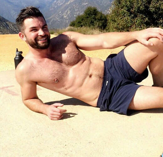 Chill, open, kind, and kinky - Bi Male Escort in Palm Springs - Main Photo