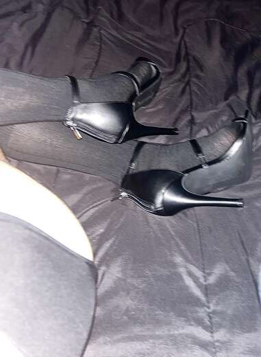 Full-service fun-loving fem (NEW#) - Alternate Photo