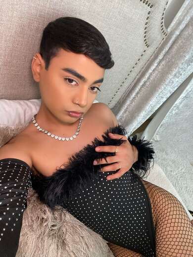 Femboy Crossdresser☆ - Alternate Photo