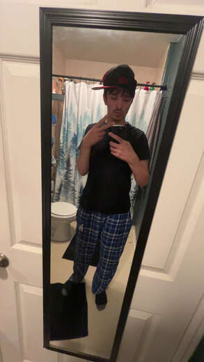 Hmu for a good time - Alternate Photo