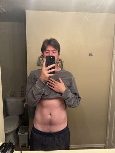Kind bro looking for fun - Alternate Photo