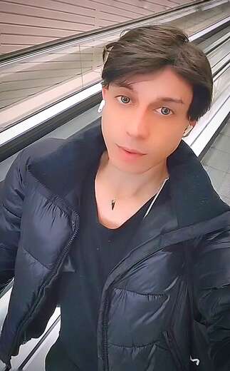 SKINNY BOY, READY FOR ACTION ¡¡¡ - Alternate Photo