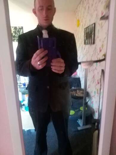 For excellent and discreet service - Alternate Photo