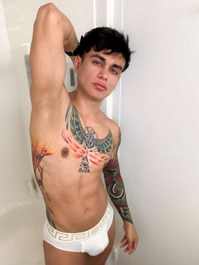 Latin new in the city 1 day - Gay Male Escort in Manhattan - Main Photo